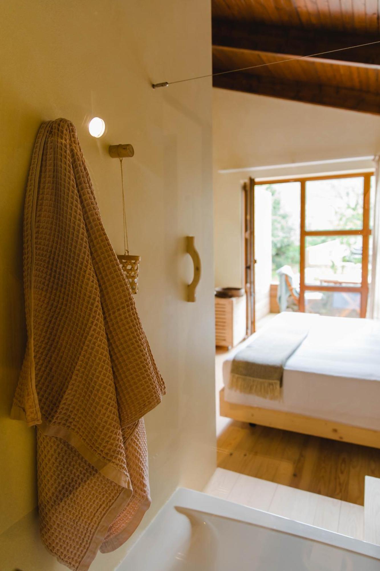 Superior Double Room,1551014794:JPEG